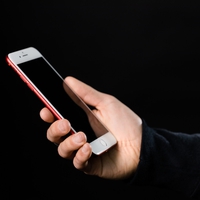 彼氏が浮気をしているかも！？浮気を確認する方法【スマホ編】