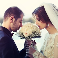 出会い系サイトで出会った人と結婚するメリット・デメリット