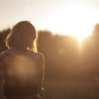 なぜ？自分から別れたのに後悔…その理由と復縁する方法