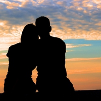 実は復縁を考えている！元彼がよりを戻したいときに見せるサイン3つ