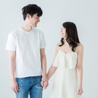 キスや体の関係を続けている...友達以上恋人未満の元彼と復縁する方法