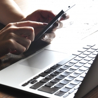 浮気発覚！彼氏の携帯に浮気の証拠があったときの対処法