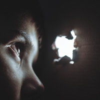 怪しい！年上彼氏の浮気を見破る2つの方法と発覚後の対処法