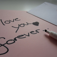 遠距離の彼氏に手紙って重い！？ベストな頻度＆注意点