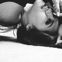 実は寂しい？遠距離の彼氏がいるのに浮気したいと思う心理